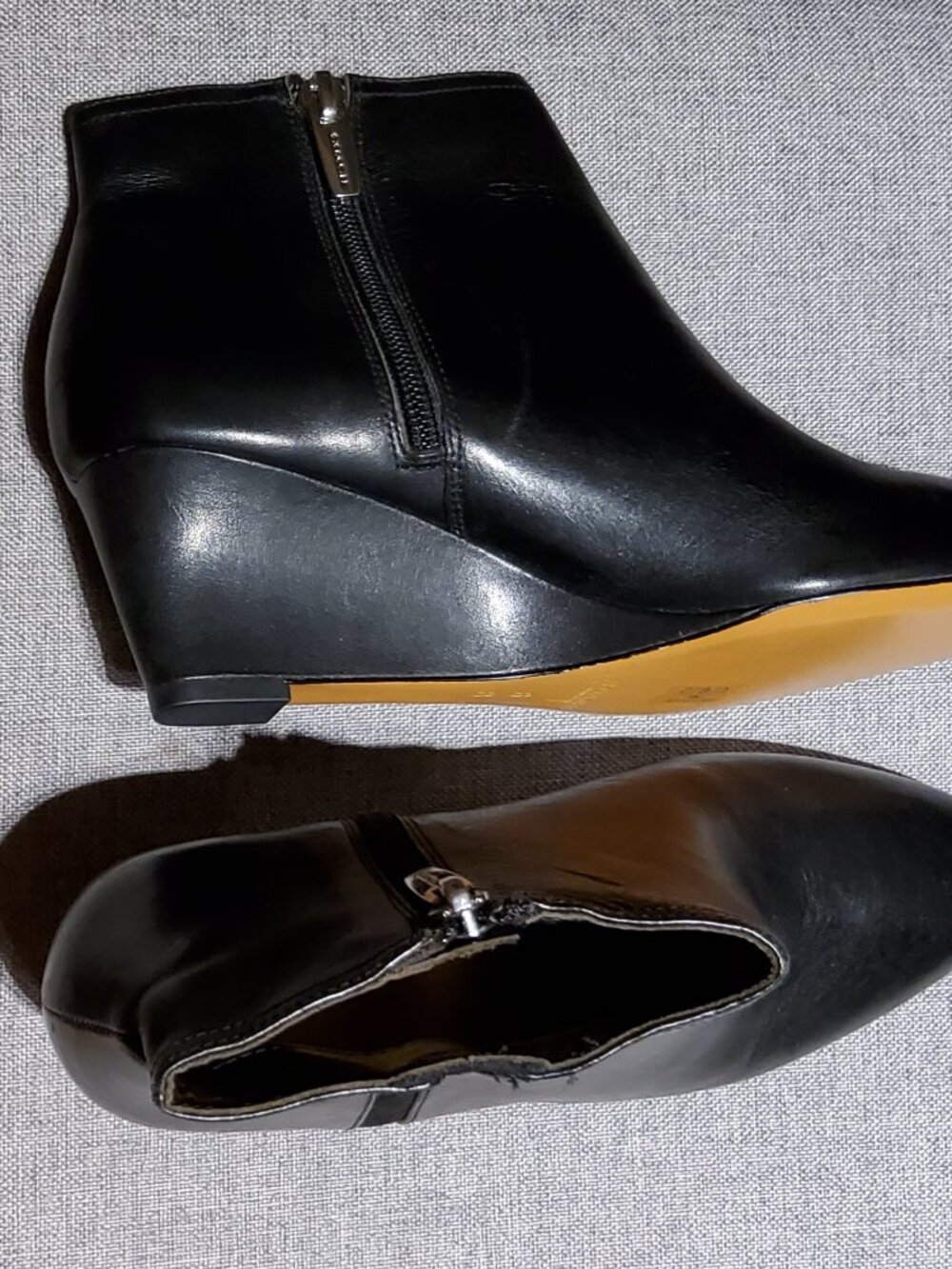 NEW Coach Maya Leather Wedge Ankle Bootie Black Size 6B - Picture 2 of 7